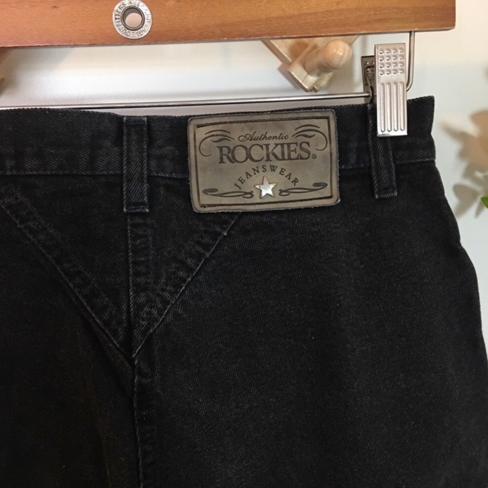 Vintage | Rockies Black High Waisted Mom Jean - Picture 2 of 8
